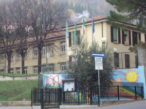 Vista della scuola primaria di Galbiate